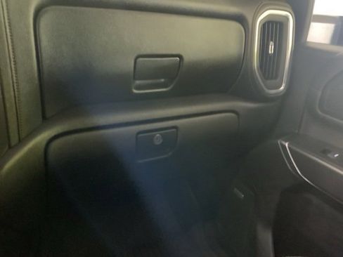 Used 2020 GMC Sierra 2500 AT4 w/ AT4 Premium Package image 21