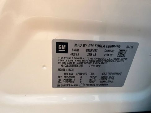Used 2021 Buick Encore Preferred w/ Safety Package AWD/4WD image 35