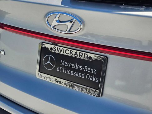 Used 2023 Hyundai Santa Fe SEL FWD image 13