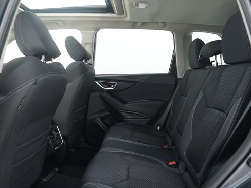 Used 2023 Subaru Forester Premium image 20