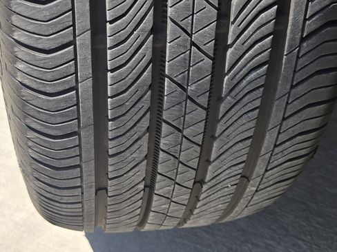 Used 2025 Acura ADX A-Spec image 9