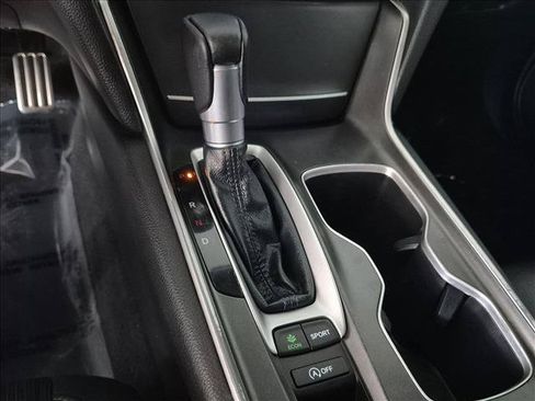 Used 2021 Honda Accord Sport image 12
