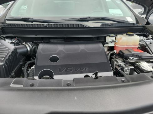 Used 2021 Buick Enclave Essence FWD image 27
