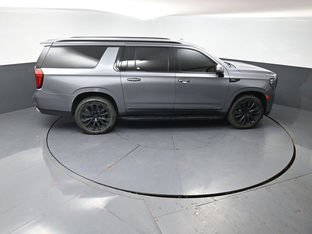 Used 2021 GMC Yukon XL Denali AWD/4WD image 45