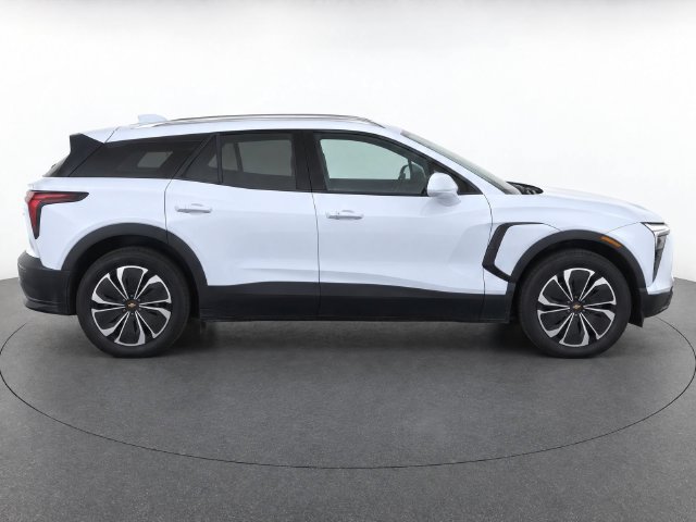 Used 2024 Chevrolet Blazer EV LT AWD/4WD image 4