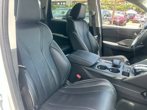 Used 2024 Acura MDX SH-AWD w/ Advance Package image 11