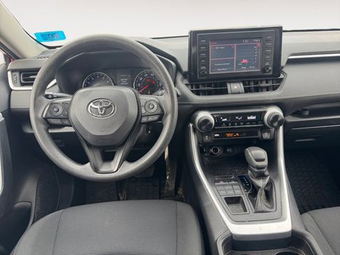 Used 2019 Toyota RAV4 LE w/ Carpet Mat Package image 12