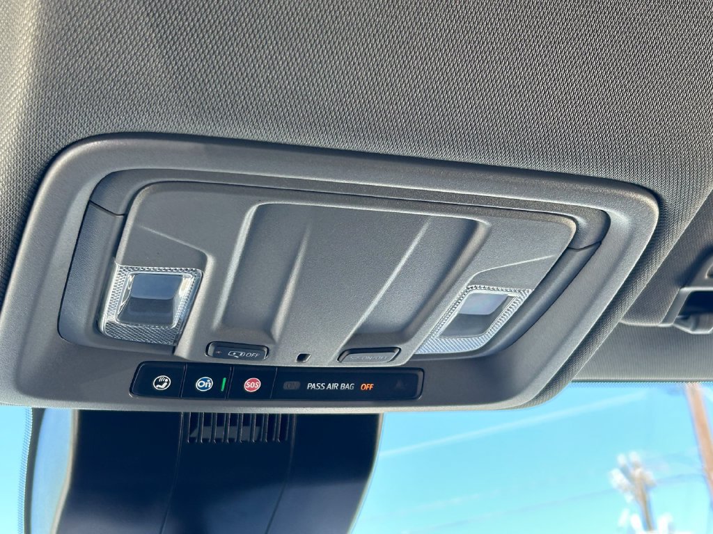 Used 2025 Chevrolet Silverado 1500 LT RWD image 18