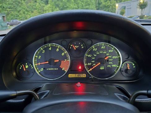 Used 1999 MAZDA MX-5 Miata RWD image 29