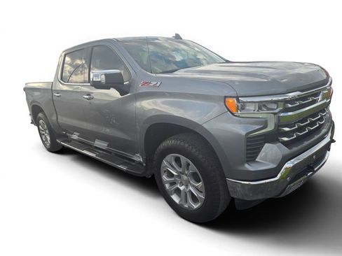 Used 2024 Chevrolet Silverado 1500 LTZ AWD/4WD image 2