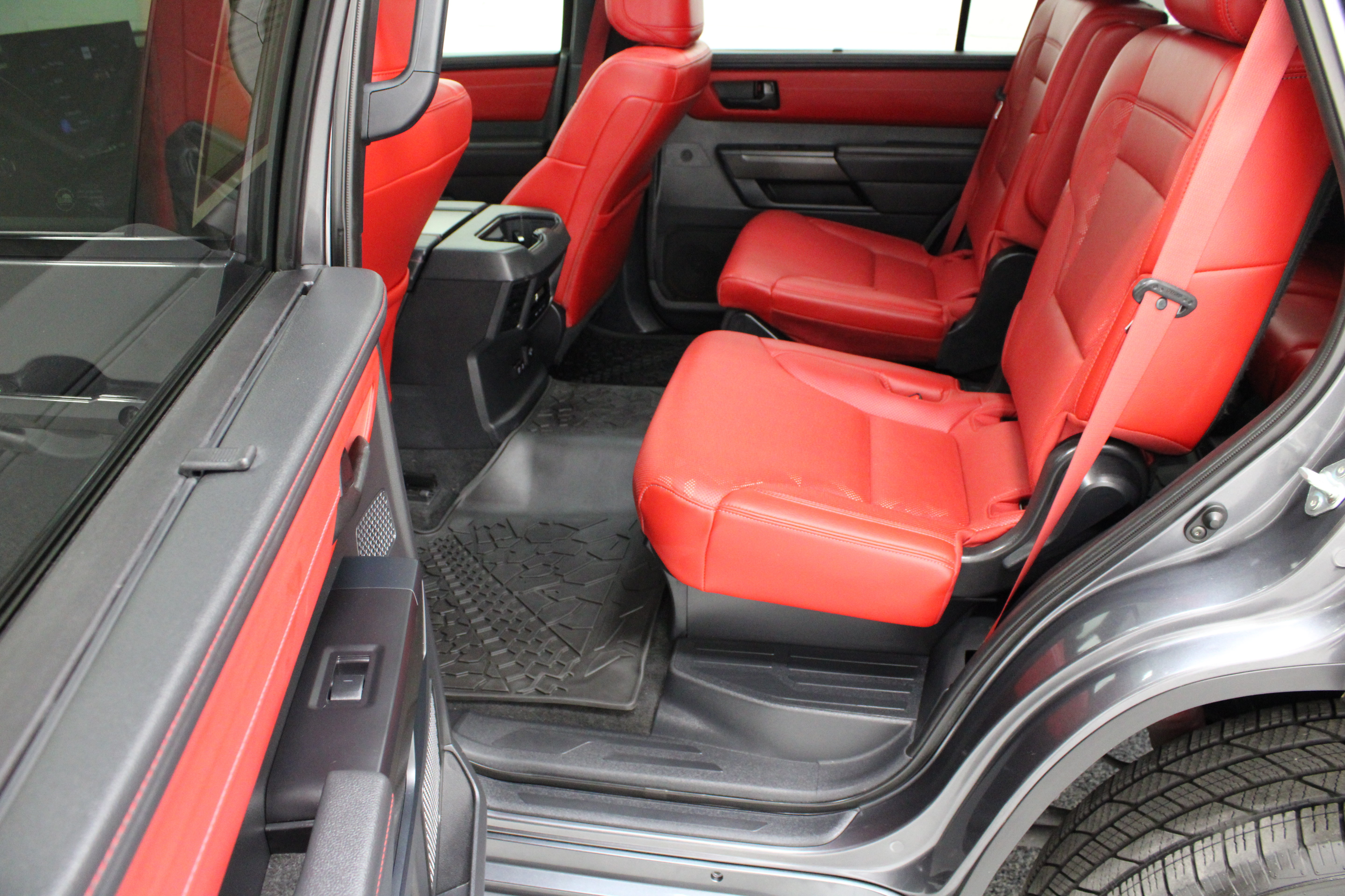 Certified 2024 Toyota Sequoia TRD Pro AWD/4WD image 32