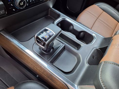 Certified 2023 Chevrolet Silverado 1500 High Country w/ Technology Package AWD/4WD image 12