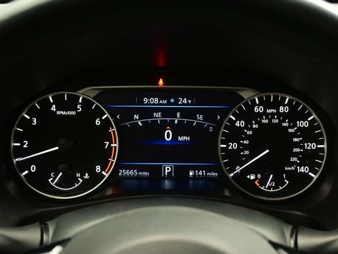 Used 2023 Nissan Altima 2.5 SR w/ SR Premium Package image 24