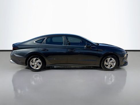 Certified 2025 Hyundai Sonata SE image 4