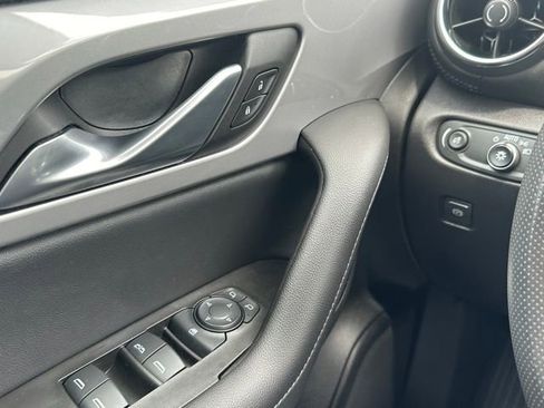 Used 2022 Chevrolet Blazer LT image 45