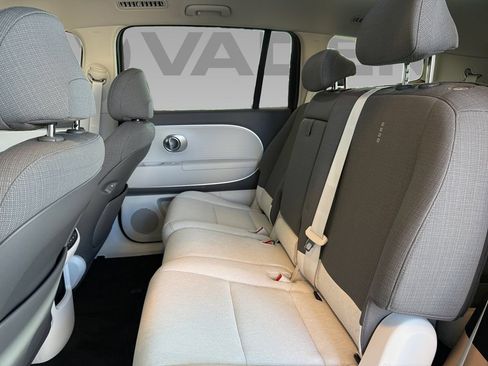 New 2026 Hyundai Ioniq 9 SE AWD/4WD image 14