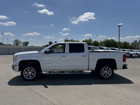 Used 2015 GMC Sierra 1500 SLT w/ SLT Crew Cab Value Package AWD/4WD image 6