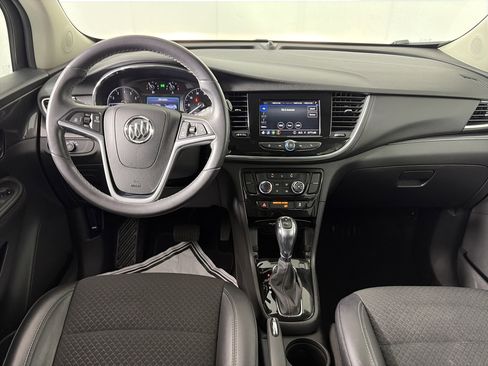 Used 2022 Buick Encore Preferred w/ Safety Package image 42