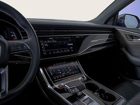 Used 2023 Audi SQ8 Premium Plus image 28