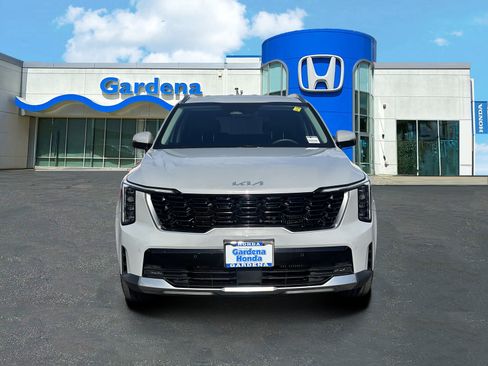 Used 2025 Kia Sorento EX AWD/4WD image 2