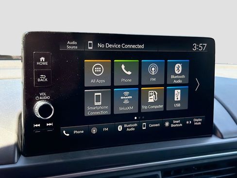 Used 2025 Honda Pilot EX-L image 14