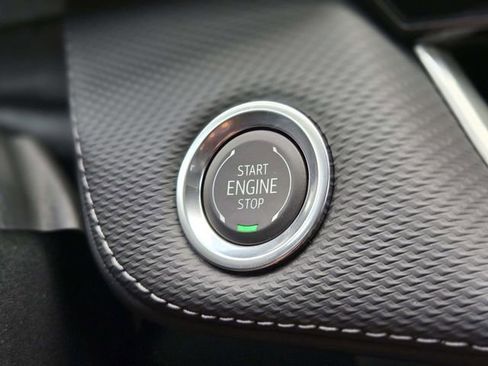 New 2026 Chevrolet Equinox LT w/ Midnight Edition FWD image 22