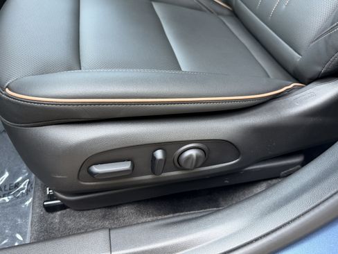 Used 2026 Buick Envista Avenir FWD image 44