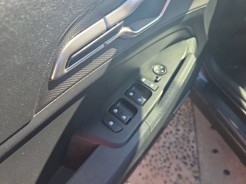 Used 2025 Kia Sportage LX FWD image 10