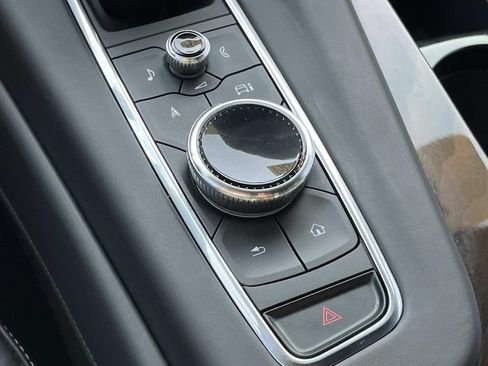 Certified 2024 Cadillac Escalade Sport Platinum w/ Heavy-Duty Trailer Package AWD/4WD image 41