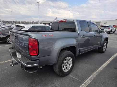 Used 2021 Chevrolet Colorado LT w/ LT Convenience Package image 8