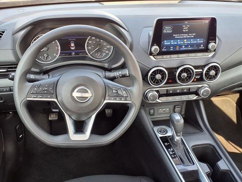 Used 2024 Nissan Sentra SV image 13