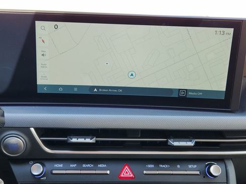 Certified 2025 Hyundai Sonata Limited image 13