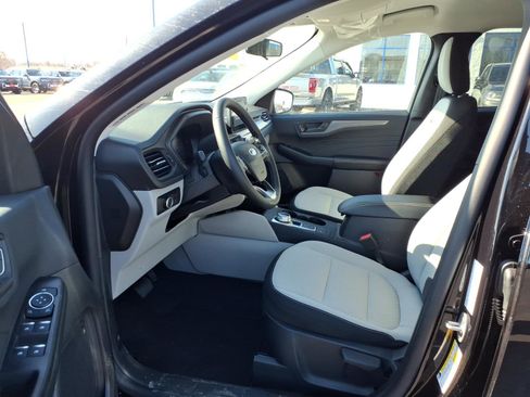 New 2026 Ford Escape Active w/ Cold Weather Package image 7