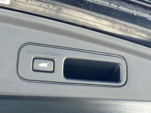 Used 2022 Acura MDX A-Spec image 21