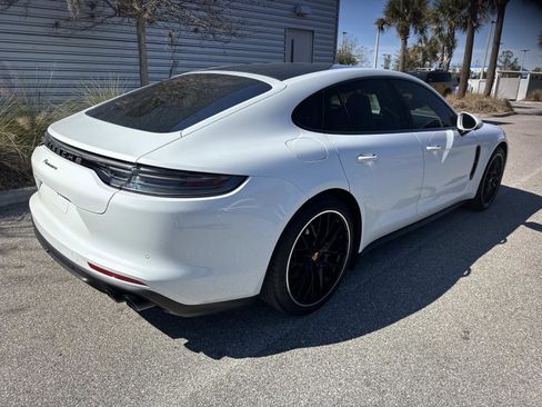 Used 2023 Porsche Panamera 4 Platinum Edition image 6