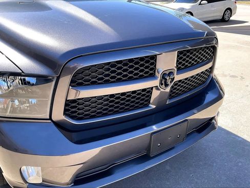 Used 2019 RAM 1500 Express w/ Express Value Package image 28