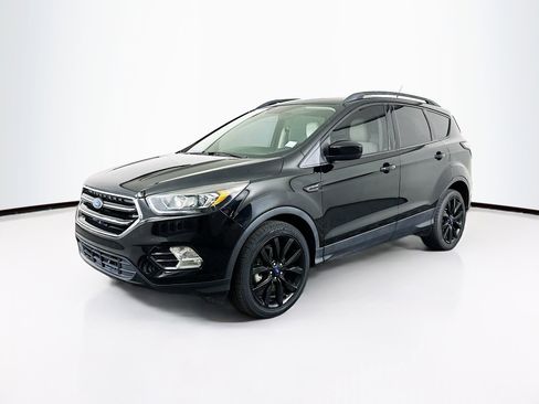 Used 2018 Ford Escape SEL w/ SEL Sport Appearance Package image 3