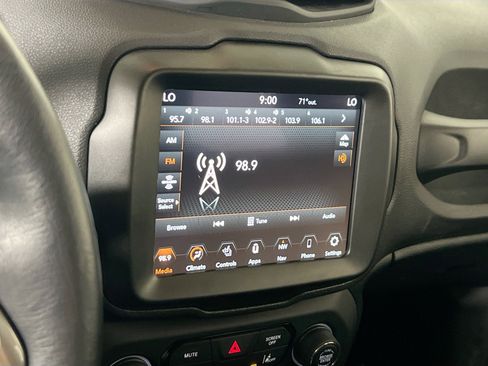 Used 2021 Jeep Renegade Limited image 15