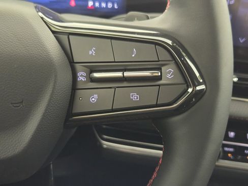 New 2026 Chevrolet Equinox RS w/ Convenience Package III FWD image 31