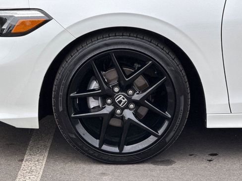 Certified 2025 Honda Civic Sport image 25