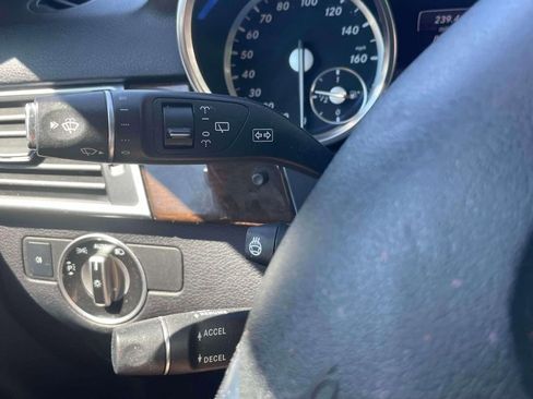 Used 2015 Mercedes-Benz ML 350 4MATIC image 26