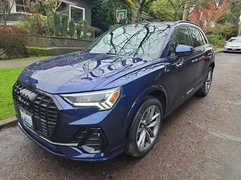 Used 2023 Audi Q3 2.0T Premium Plus w/ Premium Plus Package image 15