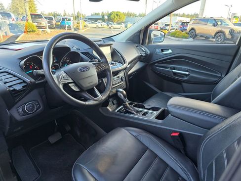 Used 2018 Ford Escape Titanium image 11