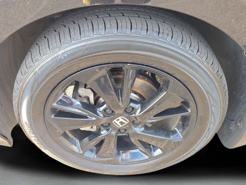 Used 2023 Honda Odyssey Sport image 9