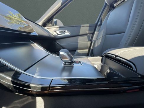 New 2026 Land Rover Range Rover Velar S image 26