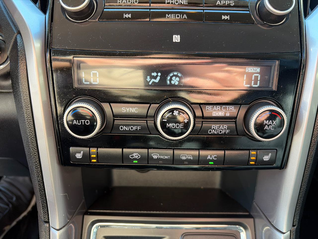 Used 2019 Subaru Ascent Limited w/ Popular Package #2 AWD/4WD image 21