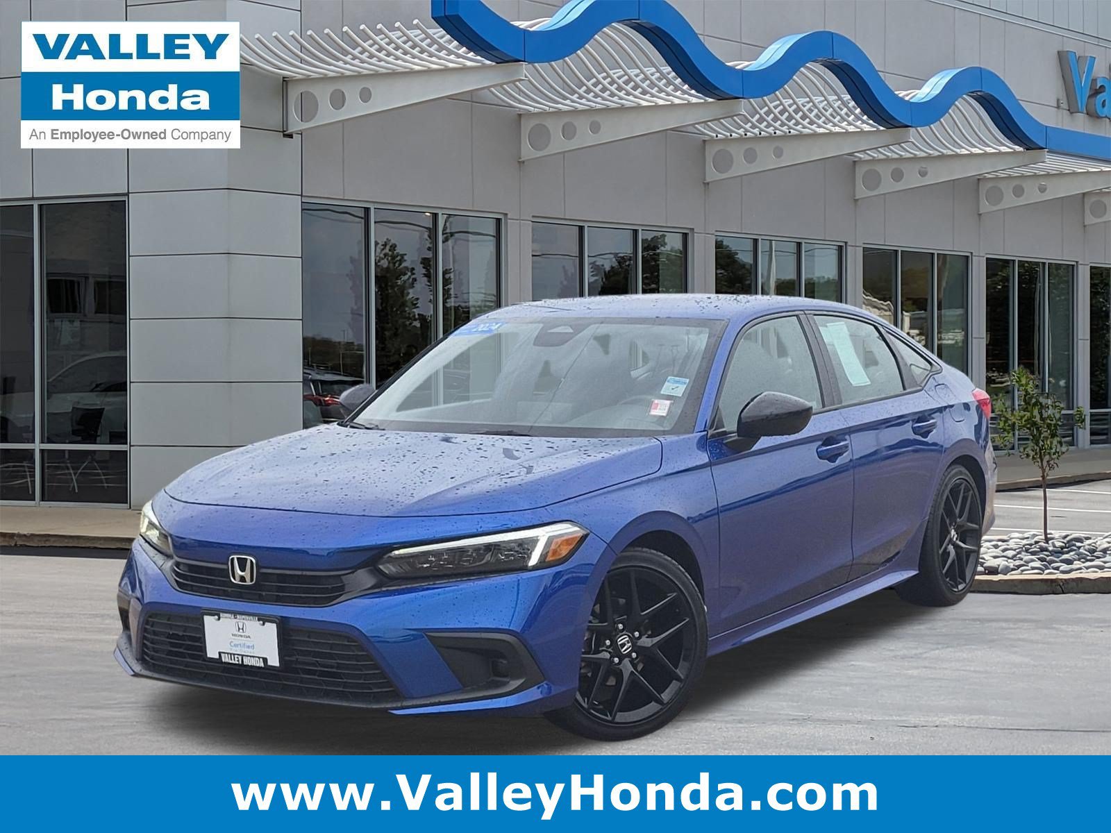 Used 2024 Honda Civic Sport image 1