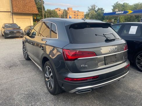 Used 2024 Audi Q5 2.0T Premium w/ Convenience Package AWD/4WD image 2