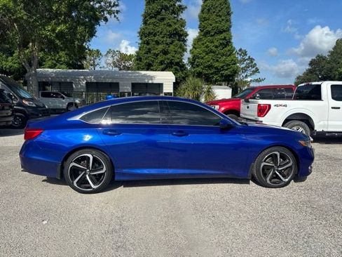 Used 2019 Honda Accord Sport image 4