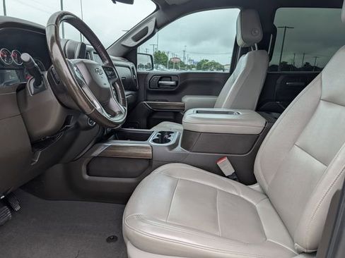 Used 2019 Chevrolet Silverado 1500 LT Trail Boss AWD/4WD image 23